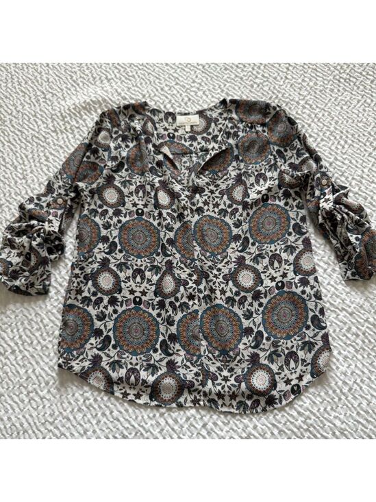 Collective Concepts Tops - Paisley Print Split V-Neck, 3/4 Sleeve Blouse, Multicolor, Size Small